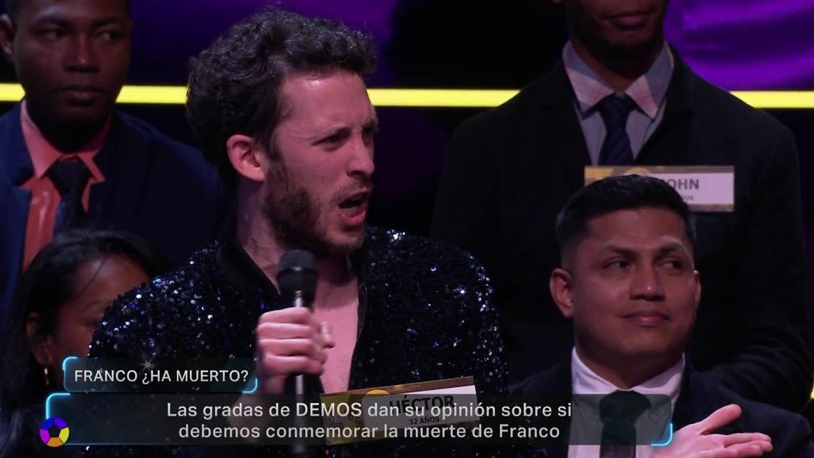 La indignación de Héctor al ser preguntado sobre si el franquismo está muerto: "No podemos blanquear a un fascista" - Demos: El Gran Sondeo