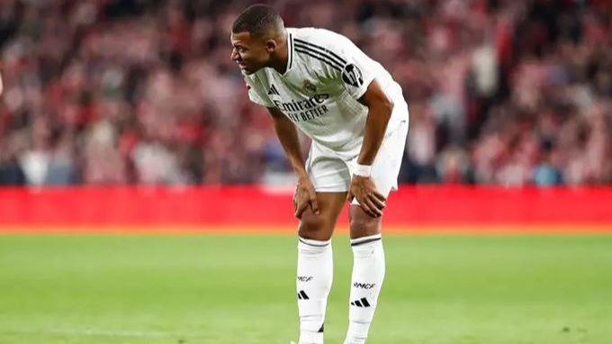 Kylian Mbappé sufre una lesión en el muslo de la pierna izquierda