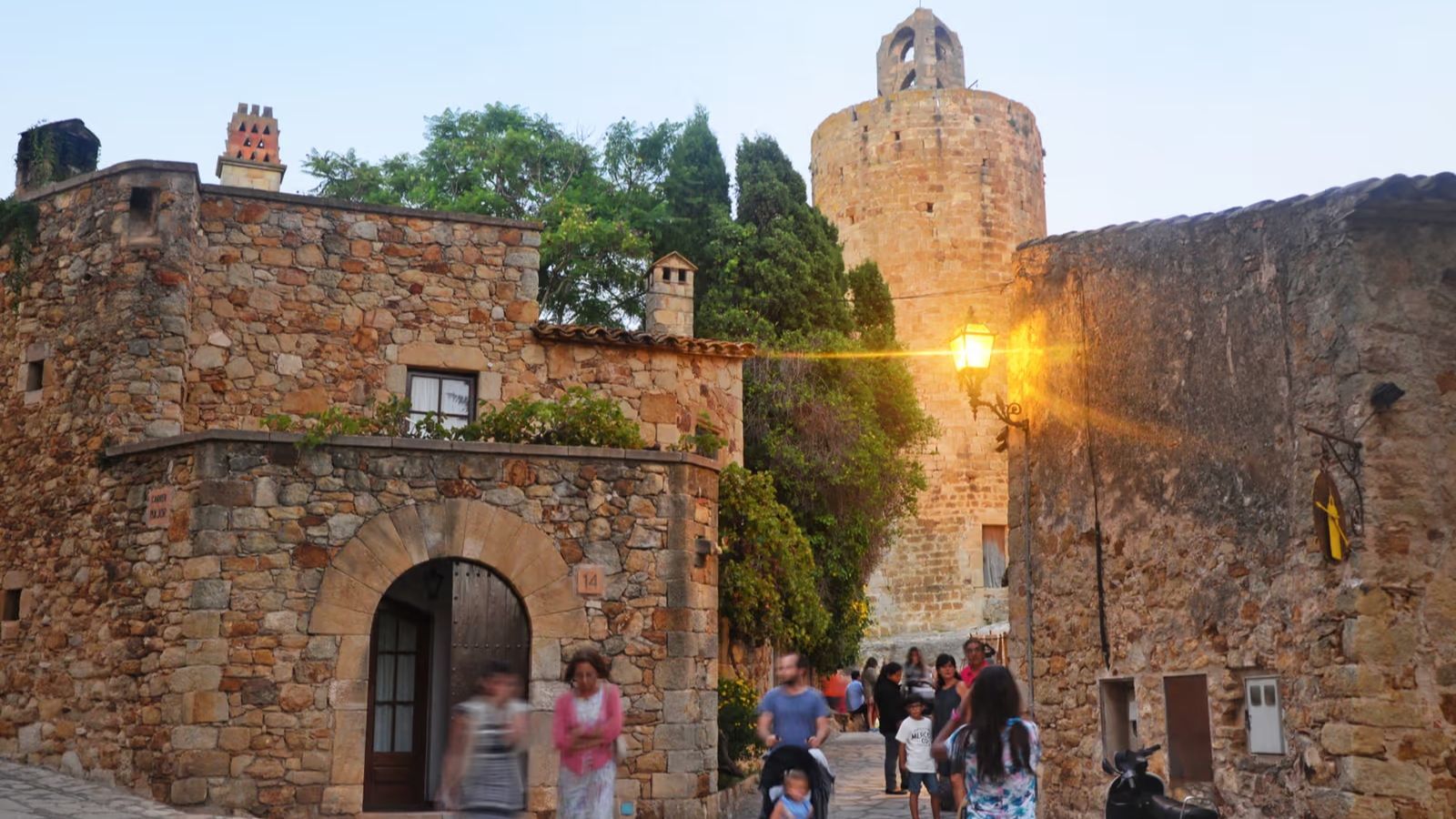 Los municipios catalanes que más crecen en verano Los municipios catalanes que más crecen en verano