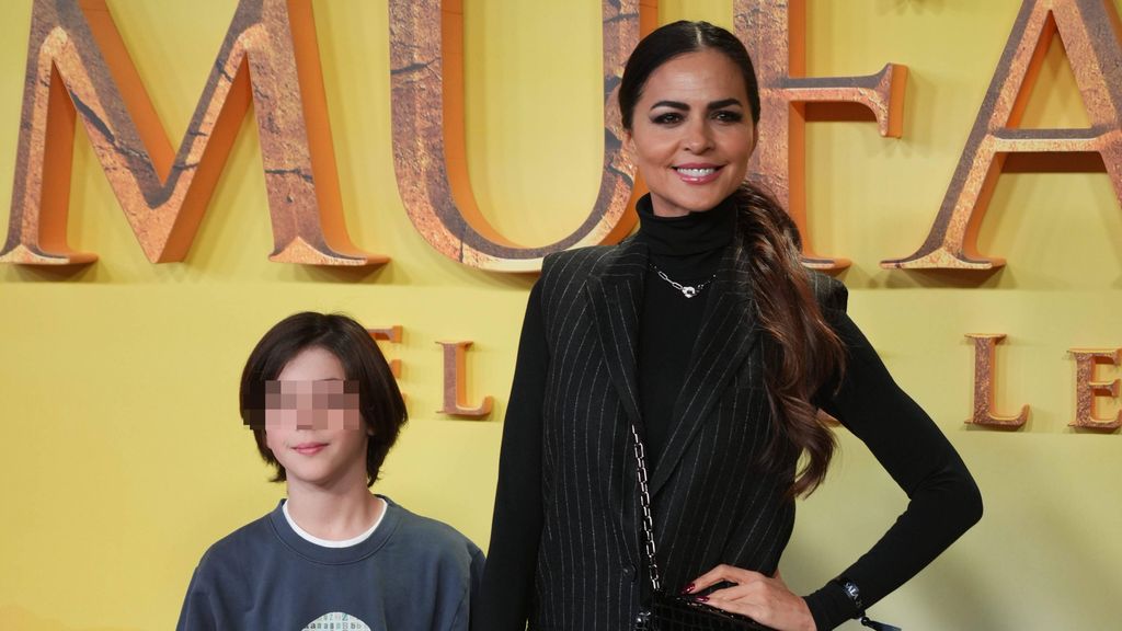 Romina Belluscio y su hijo Enzo