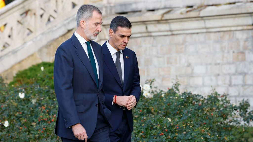 Conversación entre el rey Felipe VI y el presidente Pedro Sánchez tras la polémica de Notre Dame