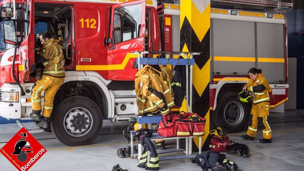 Los bomberos evitaron la propagación del incendio