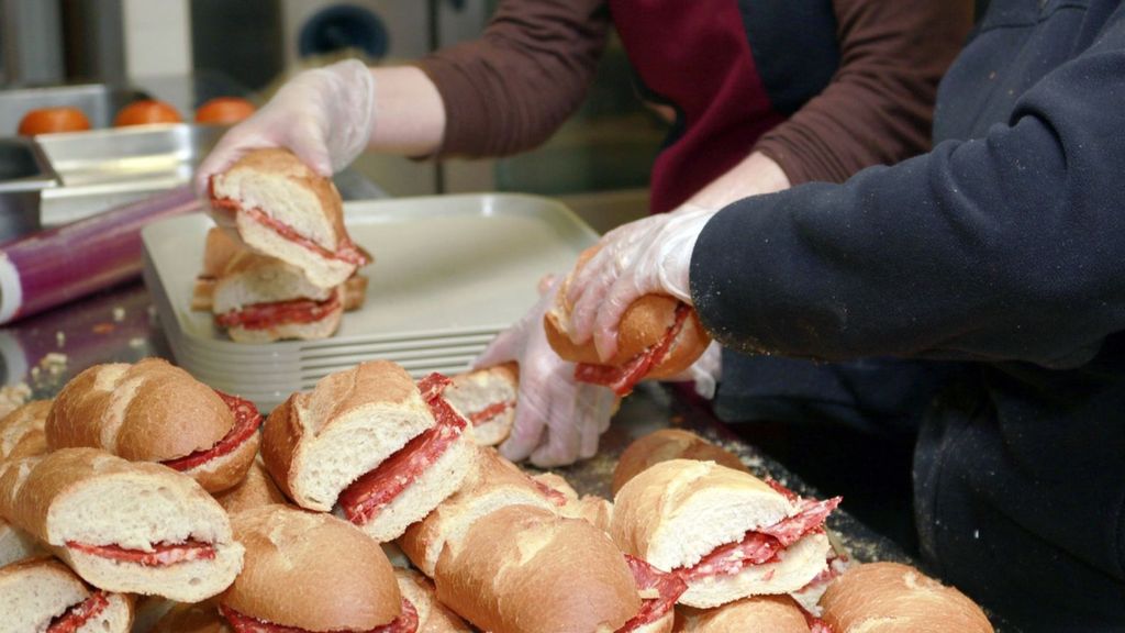 Varios bocadillos de chorizo