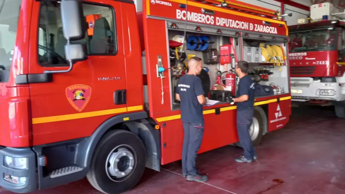 Muere un hombre y una mujer resulta herida tras una intoxicación por una estufa de leña en Zaragoza