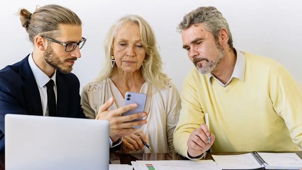 Un asesor financiero puede ayudarnos a planificar esta situación