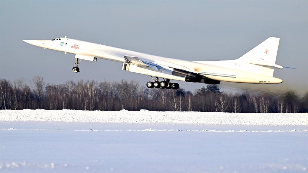 Avión bombardero estratégico ruso modelo Tu-22