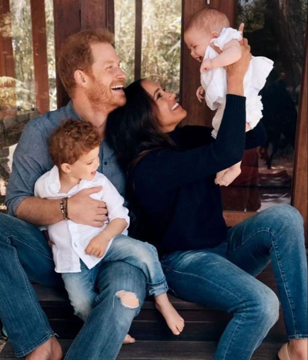 Una de las últimas fotos de Harry y Meghan con sus hijos.