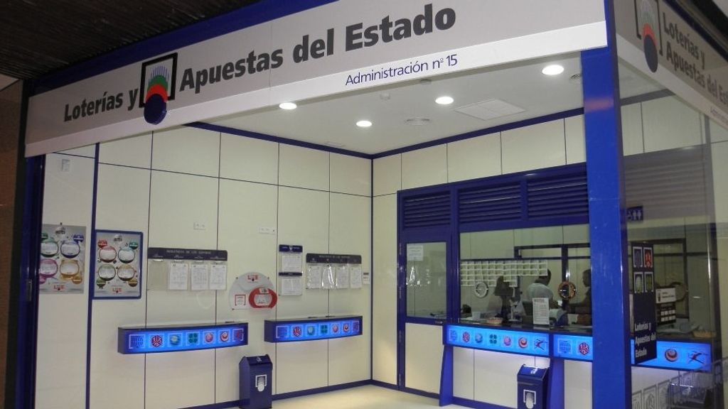 Administración de Loterías nº 15 de Guadalajara, situada en el C.C Ferial Plaza