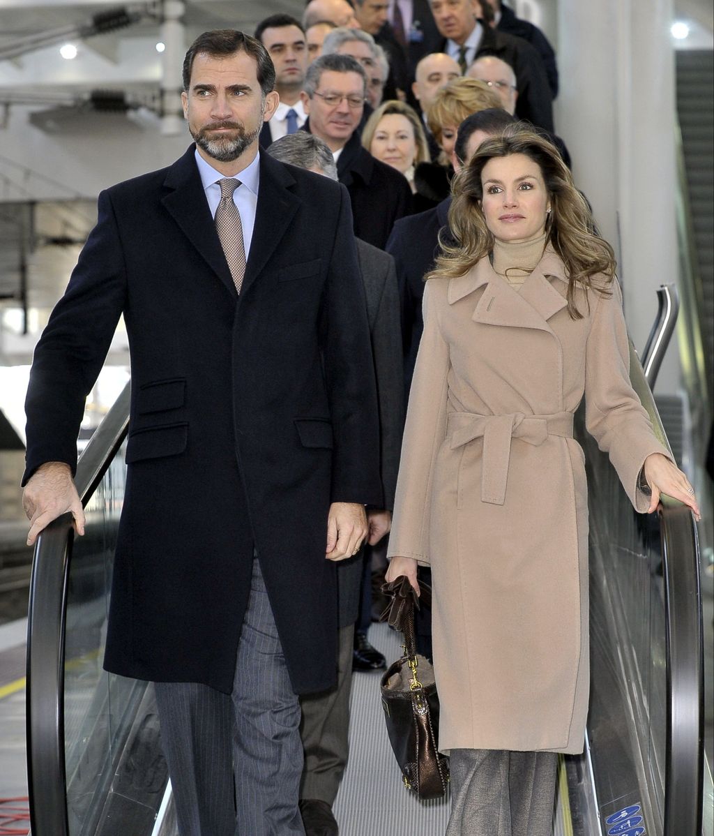 Felipe y Letizia inaugurando el AVE Madrid Cuenca en 2010