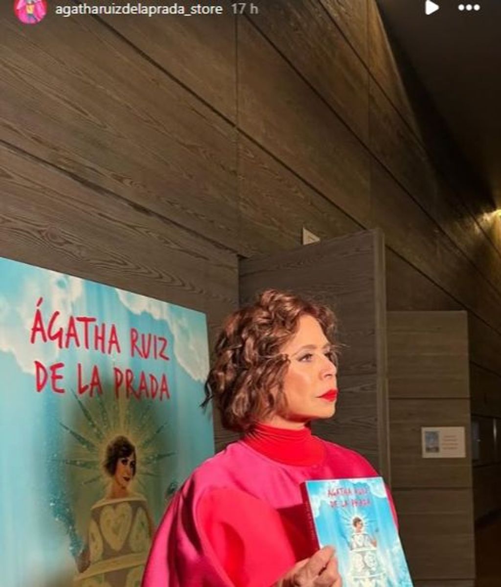 Ágatha Ruiz de la Prada en la presentación de su libro