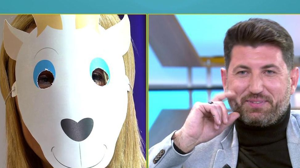 Bea sorprende a su marido disfrazada de cabra