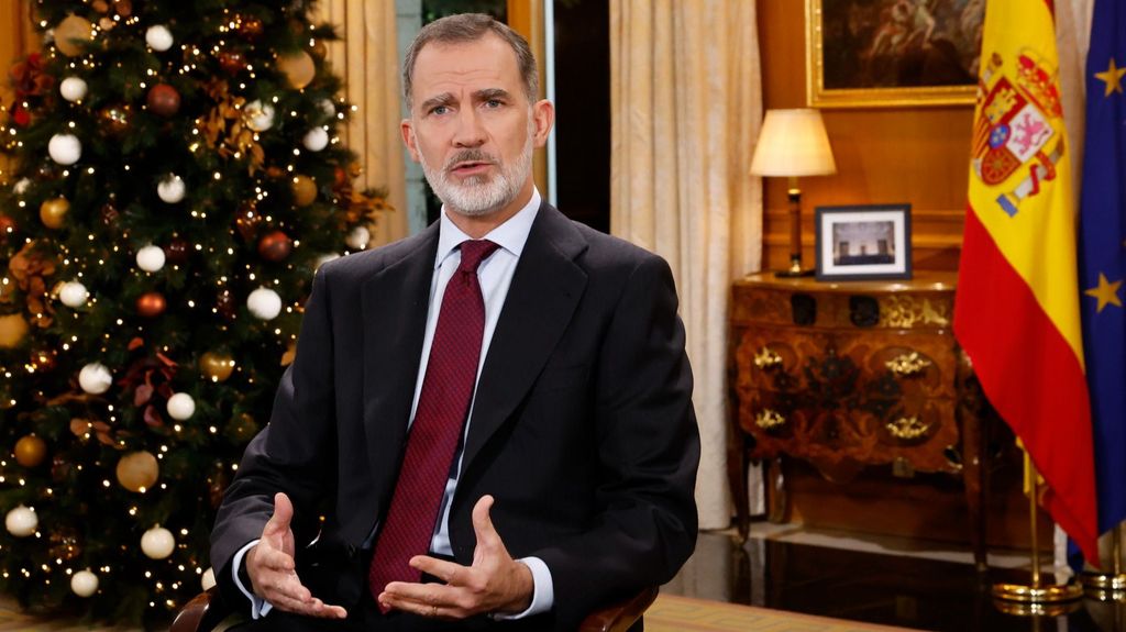 Felipe VI en Zarzuela en el discurso de Navidad de 2022.