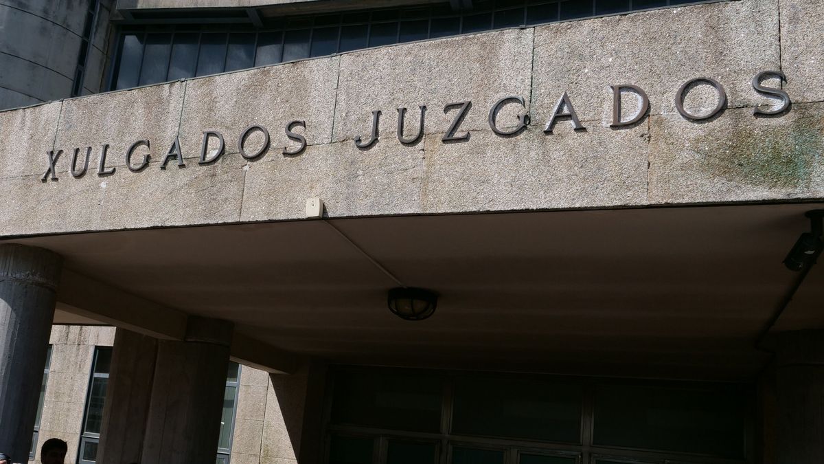 Imagen de archivo de la fachada de los Juzgados de Santiago de Compostela, A Coruña