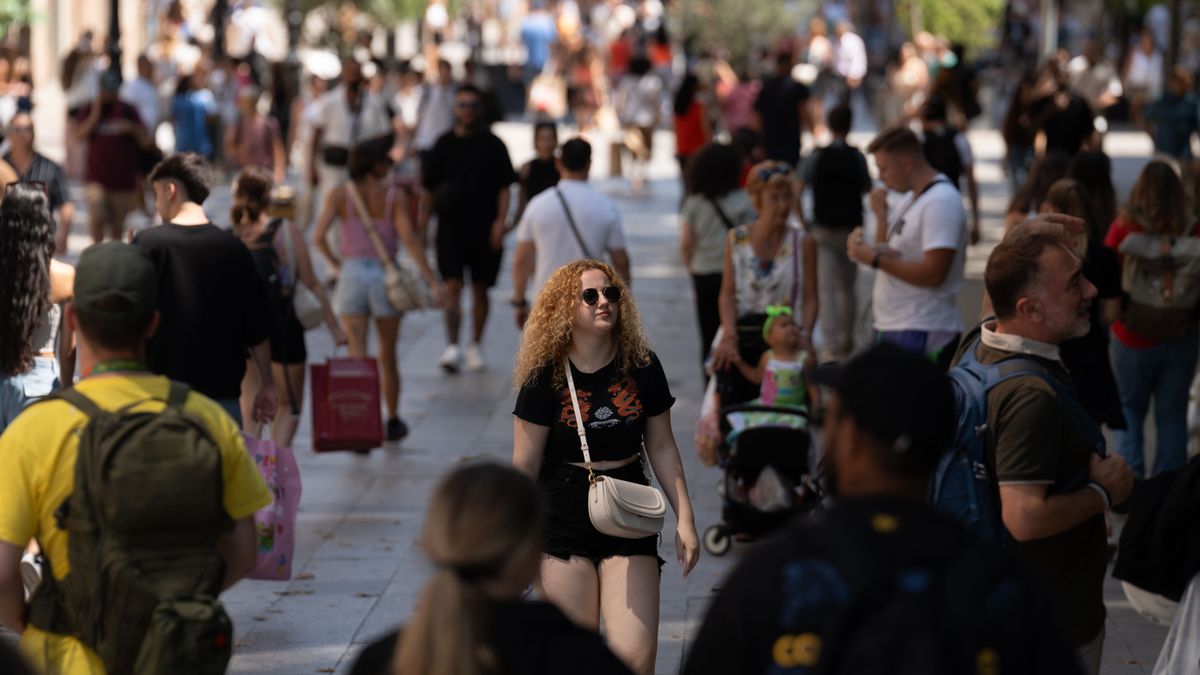 La esperanza de vida sube siete años en cuatro décadas en Barcelona: 86,9 años en mujeres y 81,3 en hombres Artículo