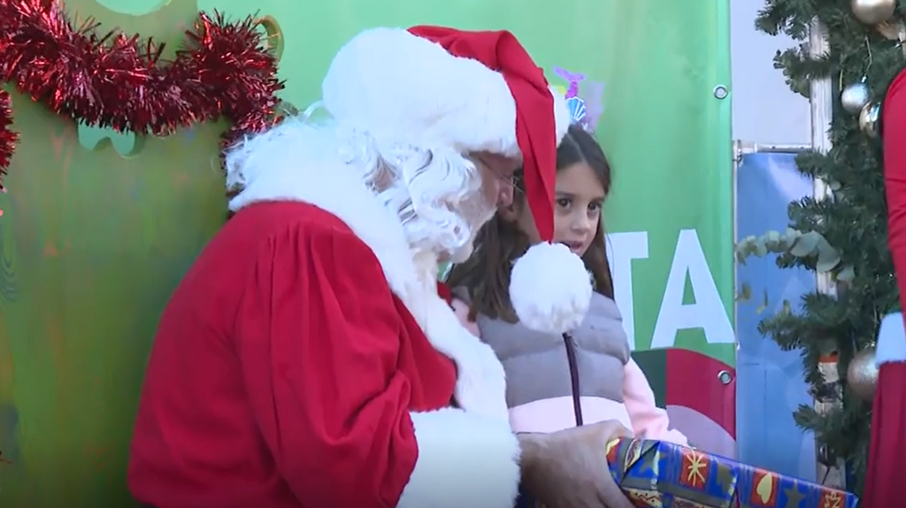 La ilusión de la Navidad tras la DANA: Paiporta trata de reponerse después de la tragedia