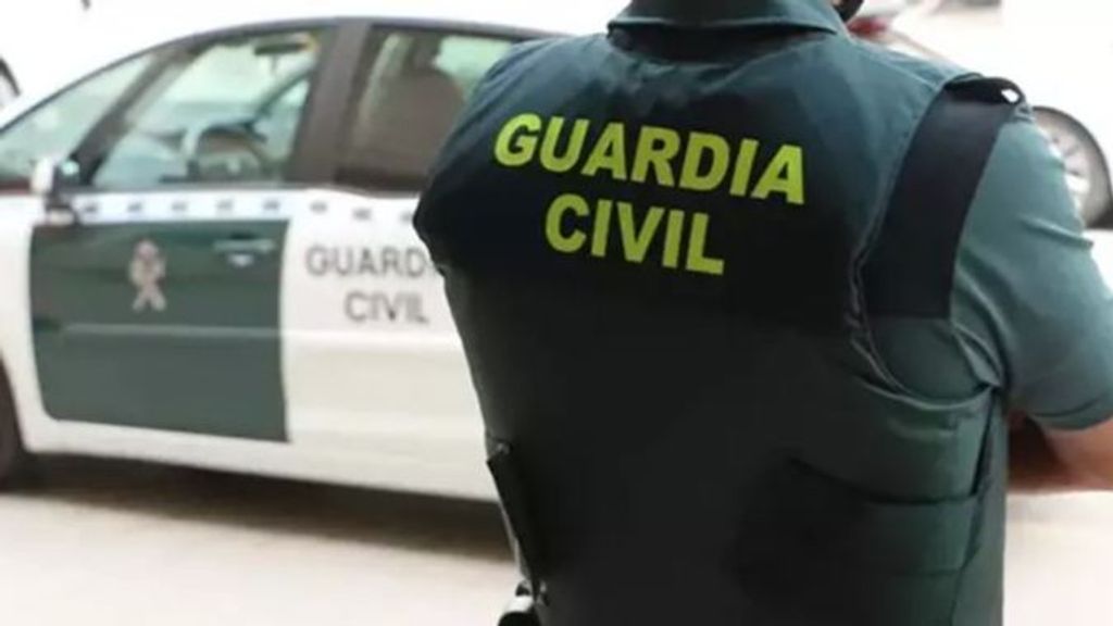 Investigan el atropello de un hombre en Valdoviño, A Coruña: buscan al conductor fugado