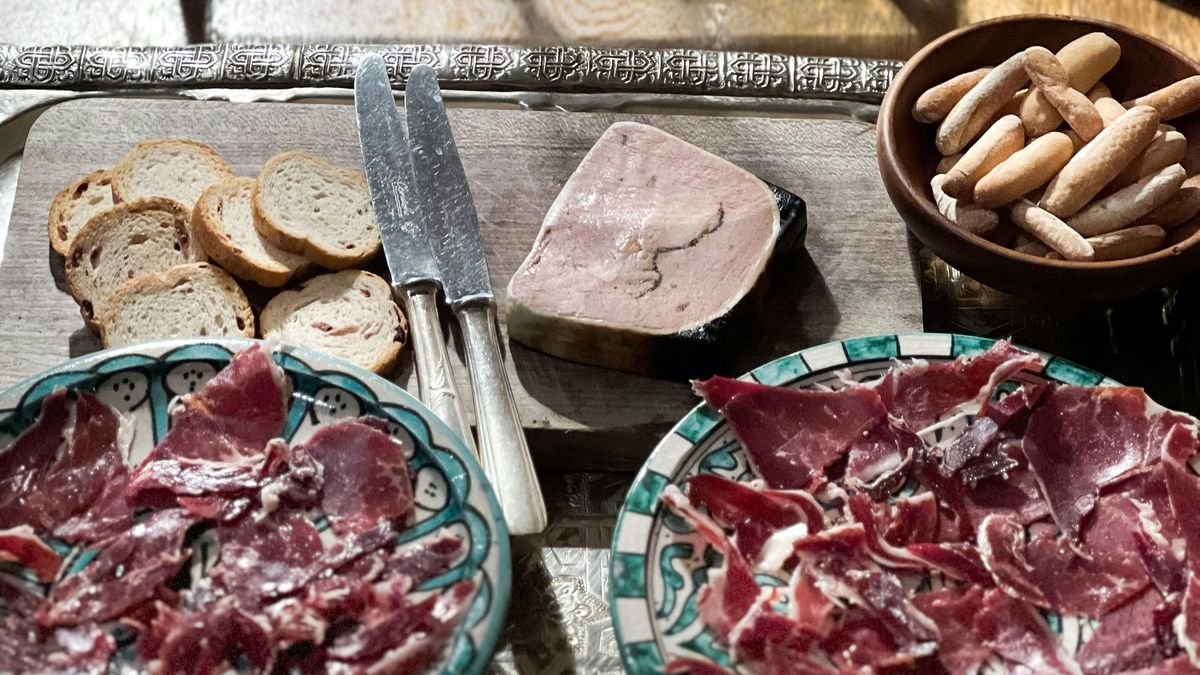 jamon iberico unsplash