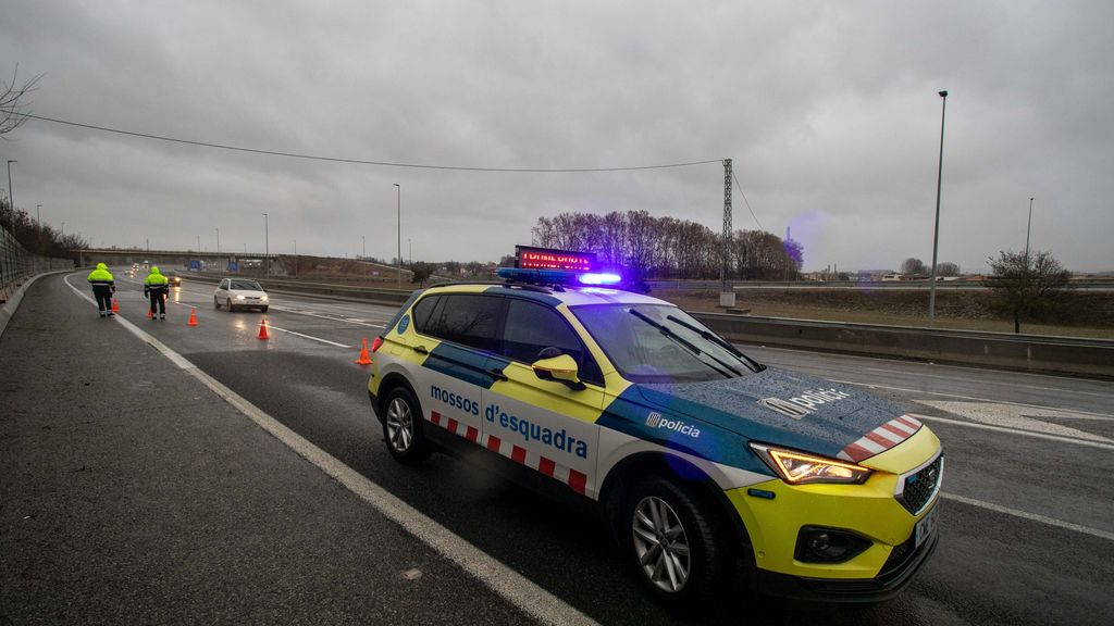 Dotación de los Mossos d'Esquadra del Servei Català de Trànsit