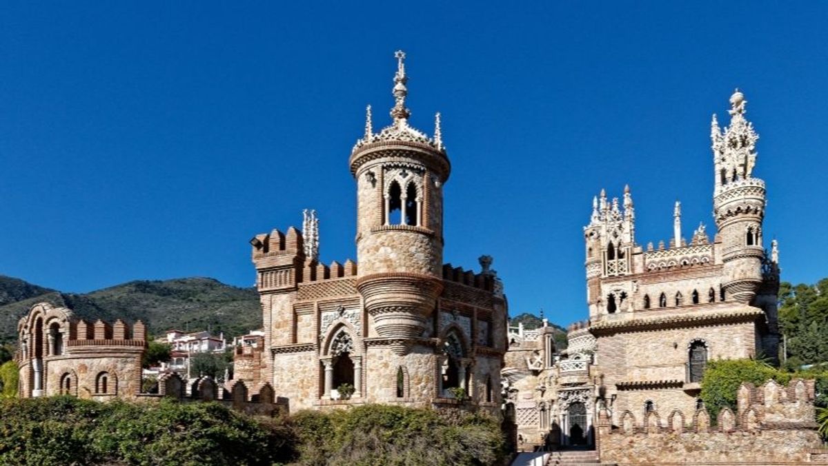 El castillo es una mezcla de estilos arquitectónicos