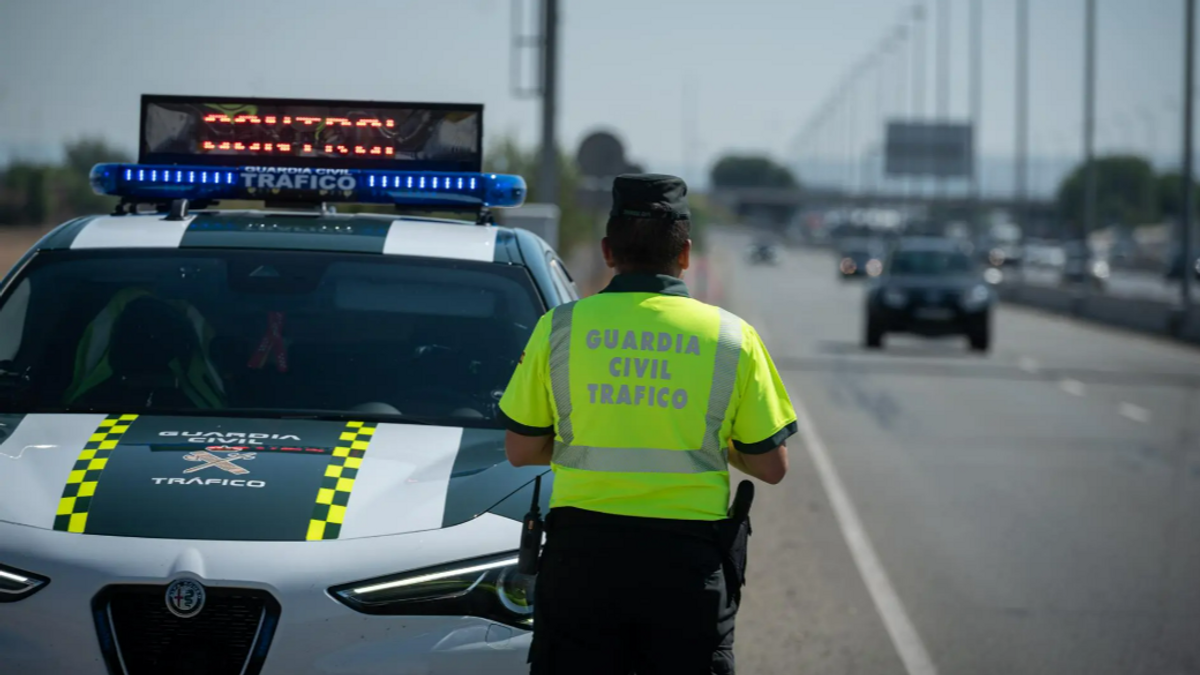 Investigado un conductor tras ser sorprendido en Alaejos, Valladolid, a 233 km/h en un tramo limitado a 120