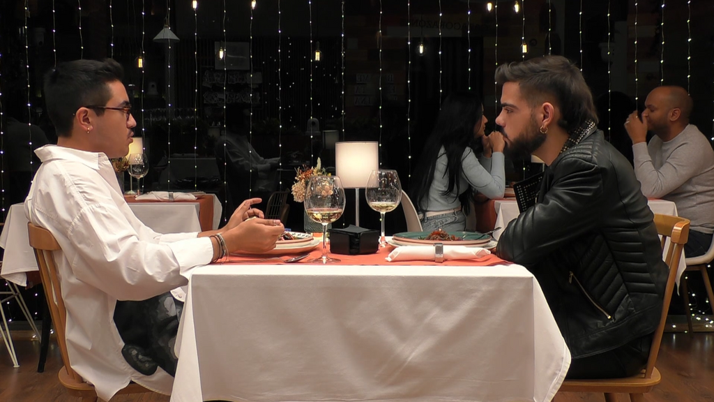 Jimmy y Mauro se conocen en 'First Dates'