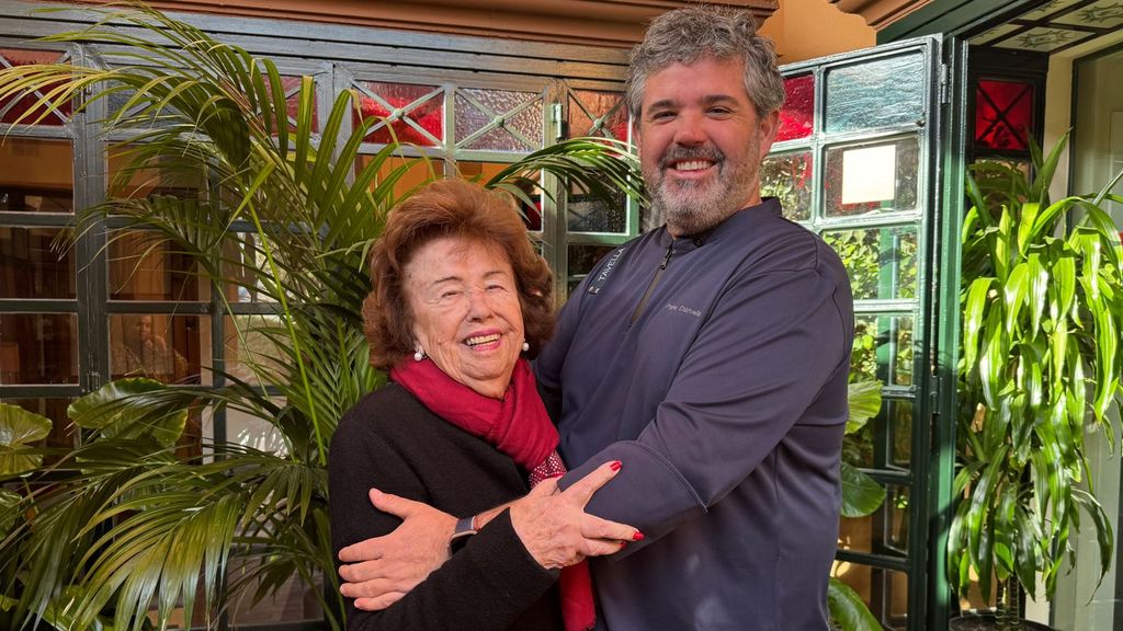 Pablo Chirivella y su abuela Rosario