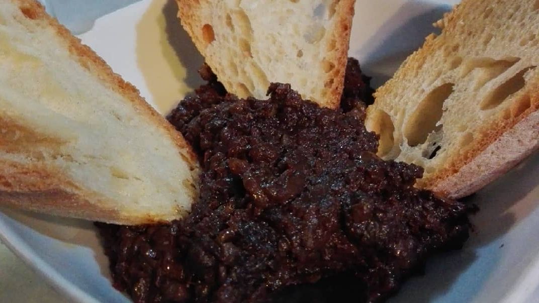 Un plato de morcilla de León