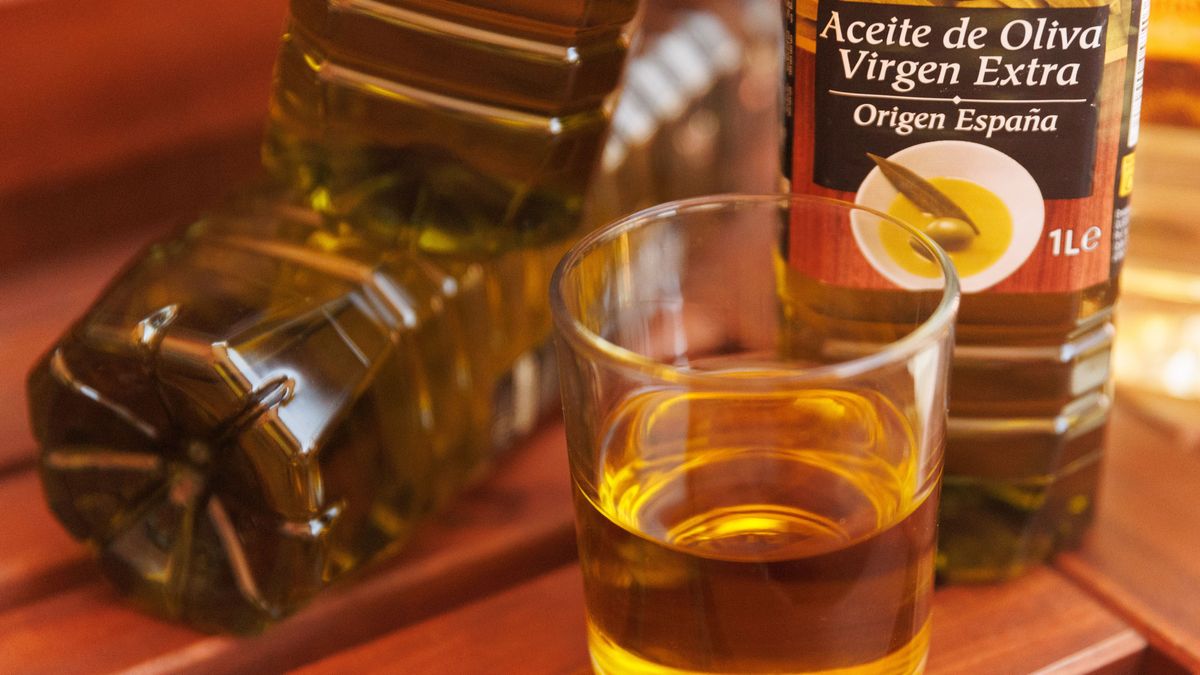 La calidad de las marcas blancas de aceite de oliva virgen extra se igualan a las de las primeras marcas