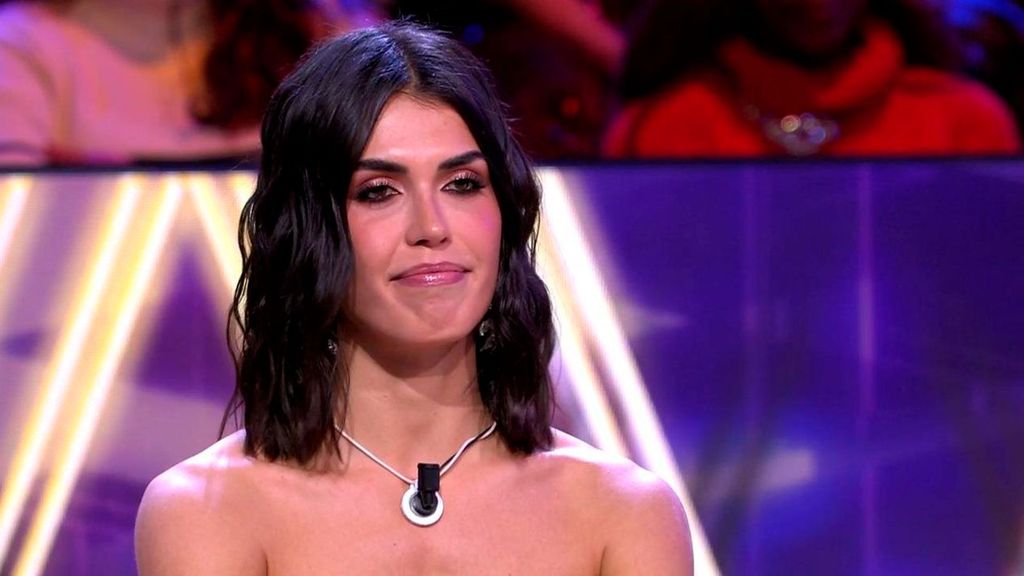 Sofía Suescun reacciona a las últimas apariciones de Maite Galdeano en redes: "Sufro viendo a mi madre ida" ¡De viernes! Top Vídeos 326