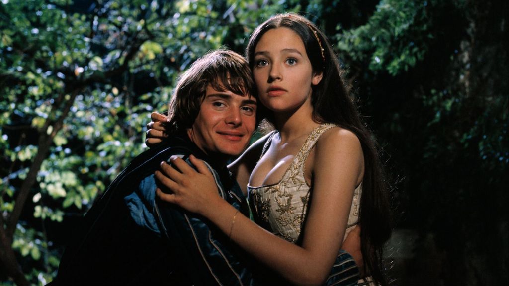 Leonard Whiting y Olivia Hussey saltaron a la fama en la adolescencia