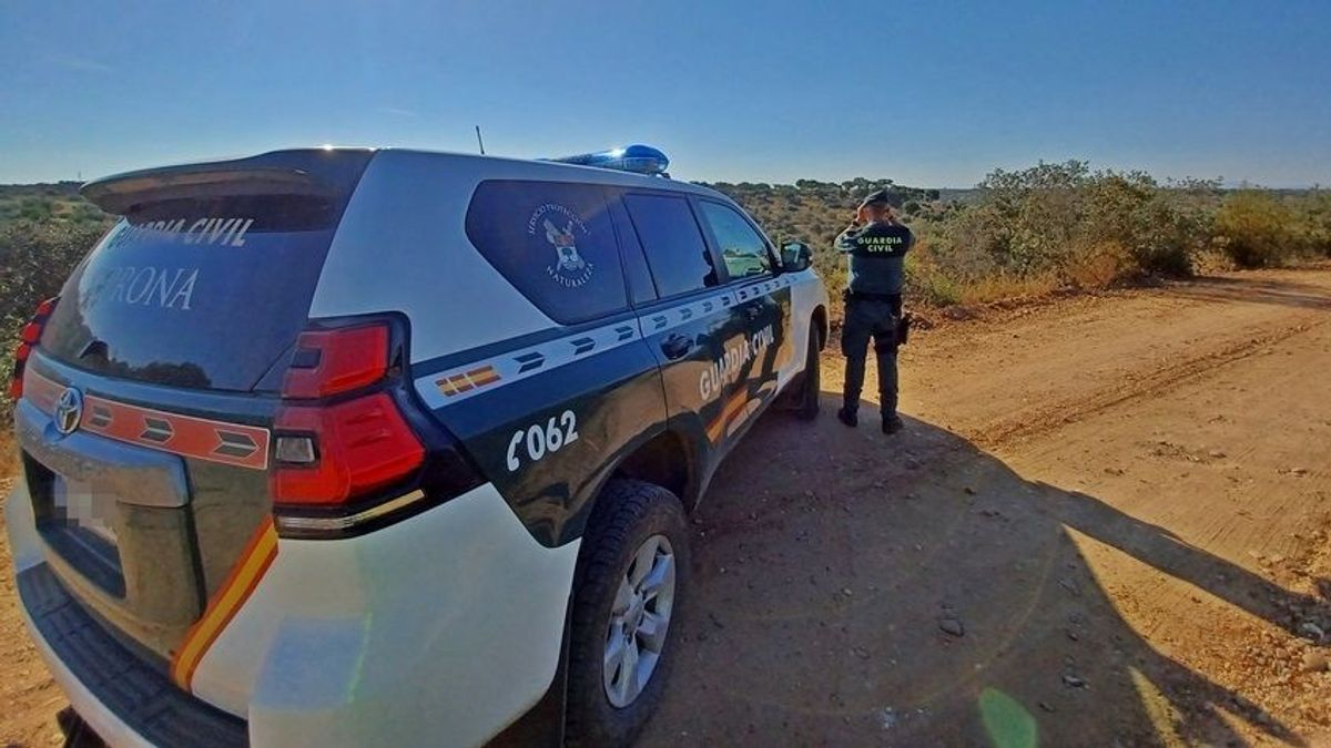 Dotación de la Guardia Civil en Extremadura