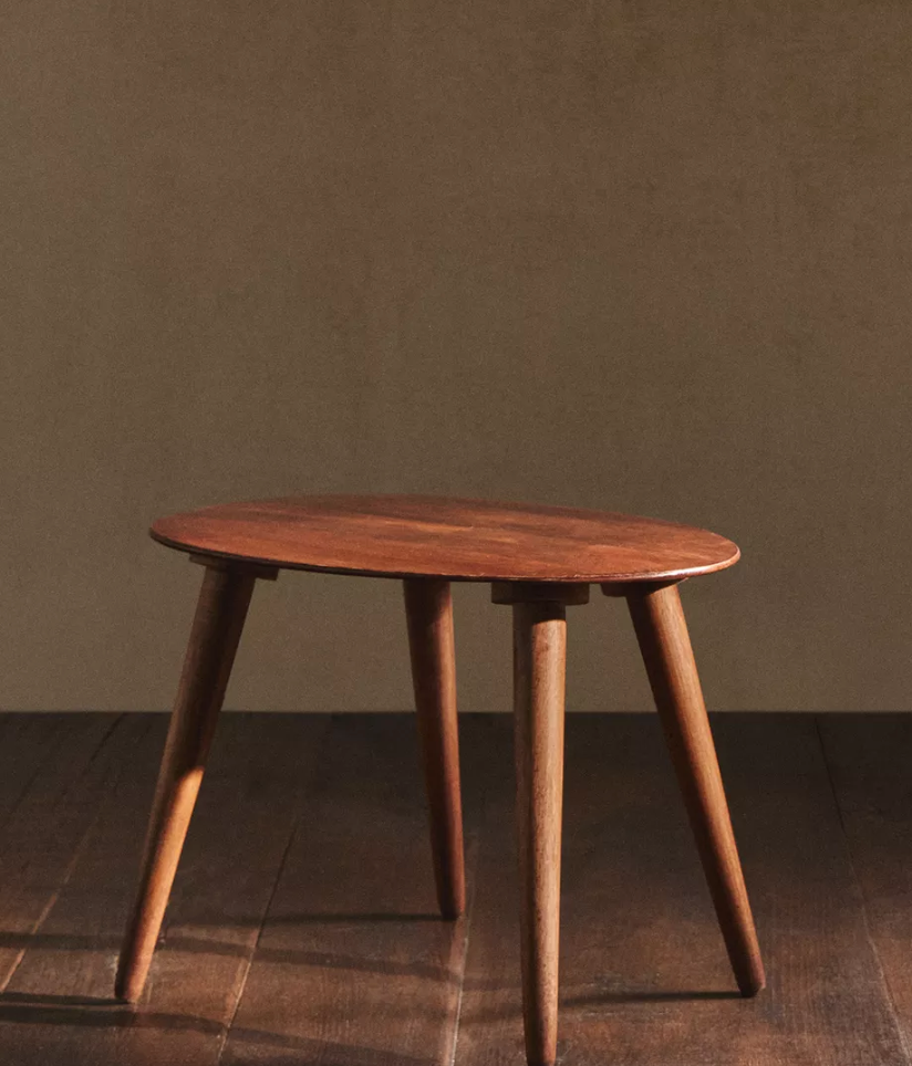 Mesa auxiliar de madera de mango