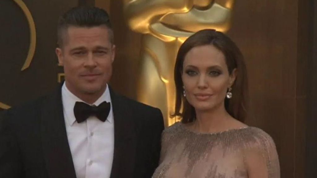 Brad Pitt y Angelina Jolie firma el acuerdo de divorcio ocho años después