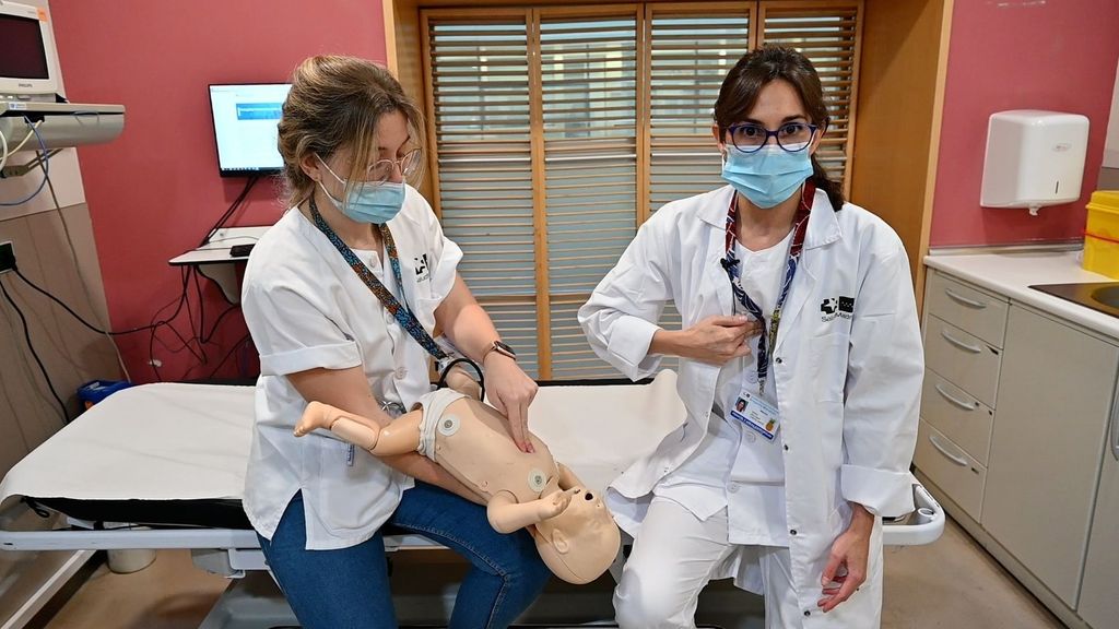 El Servicio de Urgencias pediátricas del Hospital General Universitario Gregorio Marañón ofrece algunos consejos importantes para prevenir los atragantamientos en niños