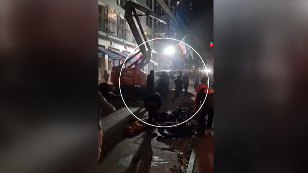 Atropello múltiple en Nueva Orleans: el presunto autor de los hechos llevaba una bandera del ISIS