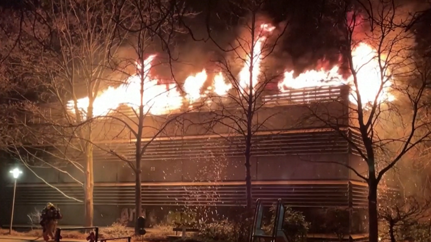 Cinco muertos en Berlín durante los disturbios en Nochevieja