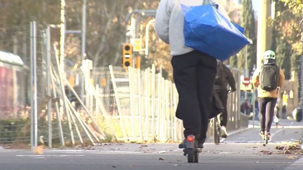 Entra en vigor la nueva normativa de patinetes eléctricos en Cataluña