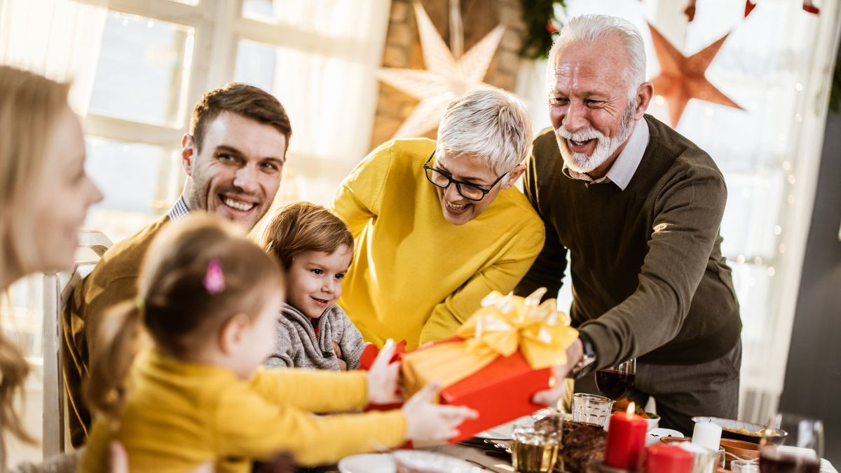 Los abuelos y los excesos con los regalos