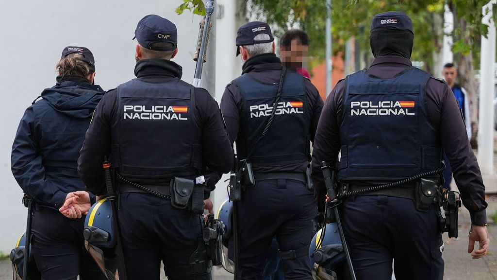 Agentes de la Policía Nacional