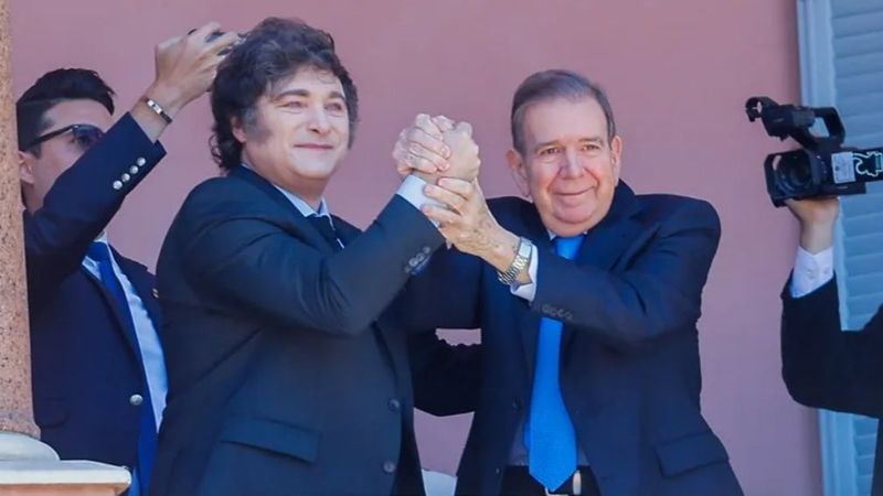 Javier Milei recibe a Edmundo González en Argentina