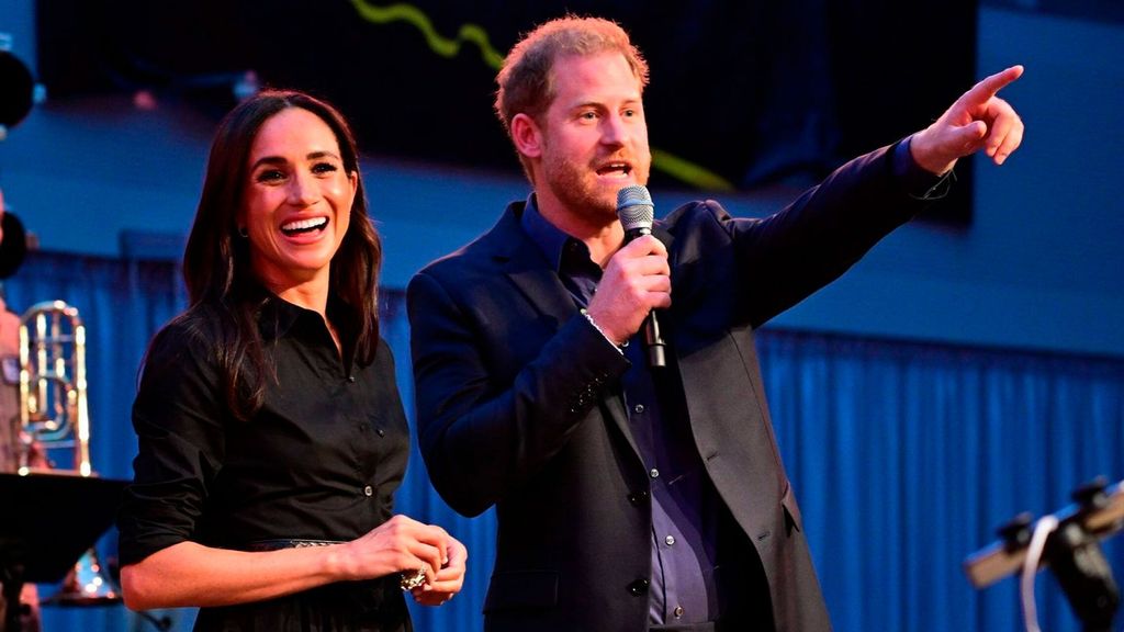 La inesperada decisión de Meghan Markle tras rumorearse que ella y el príncipe Harry están arruinados TardeAR 2025 Top Vídeos 2144