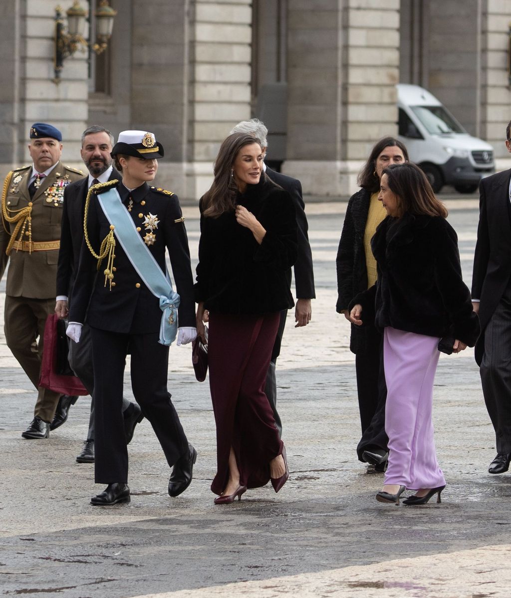 El viento y el frío han marcado la Pascua Militar con la que arranca su agenda oficial