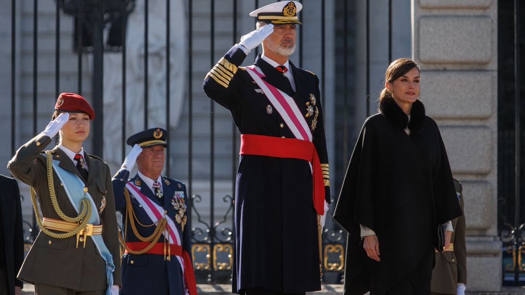 Los reyes y la princesa Leonor presiden la Pascua militar con reconocimiento a la UME