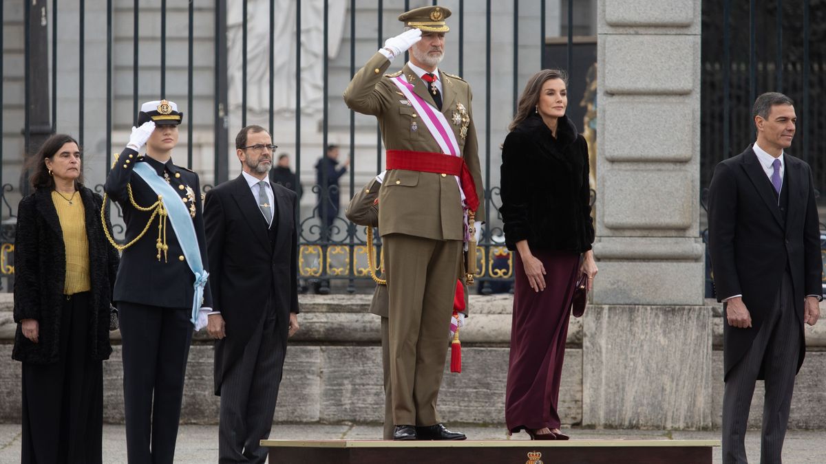 La princesa Leonor, el Rey Felipe VI, la Reina Letizia y el presidente del Gobierno, Pedro Sánchez, durante la Pascua Militar, en el Palacio Real, a 6 de enero de 2025, en Madrid (España)