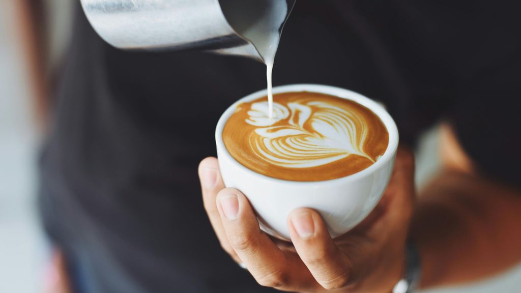 Imagen de archivo de un café con leche