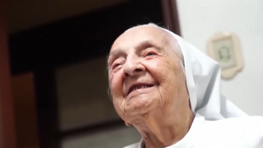 Inah Canabarro, la monja brasileña de 116 años que se ha convertido en la persona más longeva del mundo