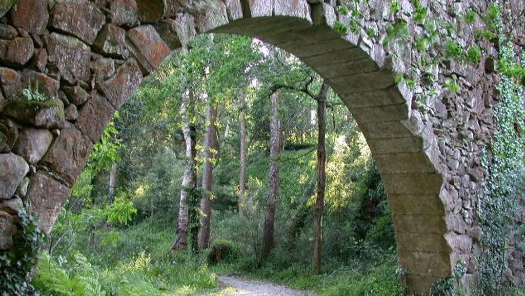 Puente medieval de Aldán