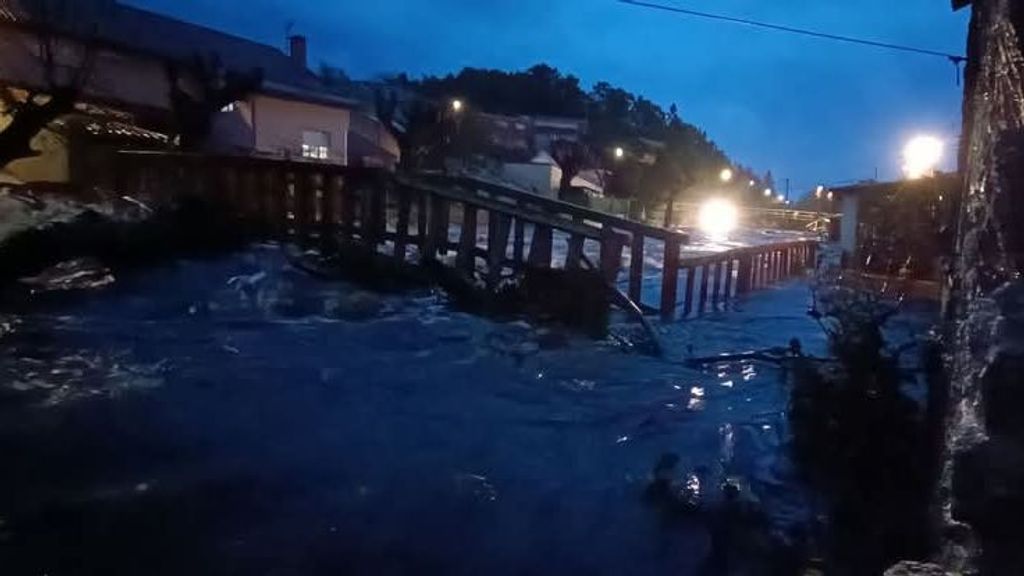 Crecida del río Lérez a su paso por Pobra do Caramiñal (A Coruña)