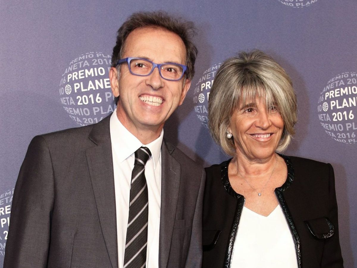 El espectacular palacete de Jordi Hurtado en Barcelona donde reside con su  mujer e hijos
