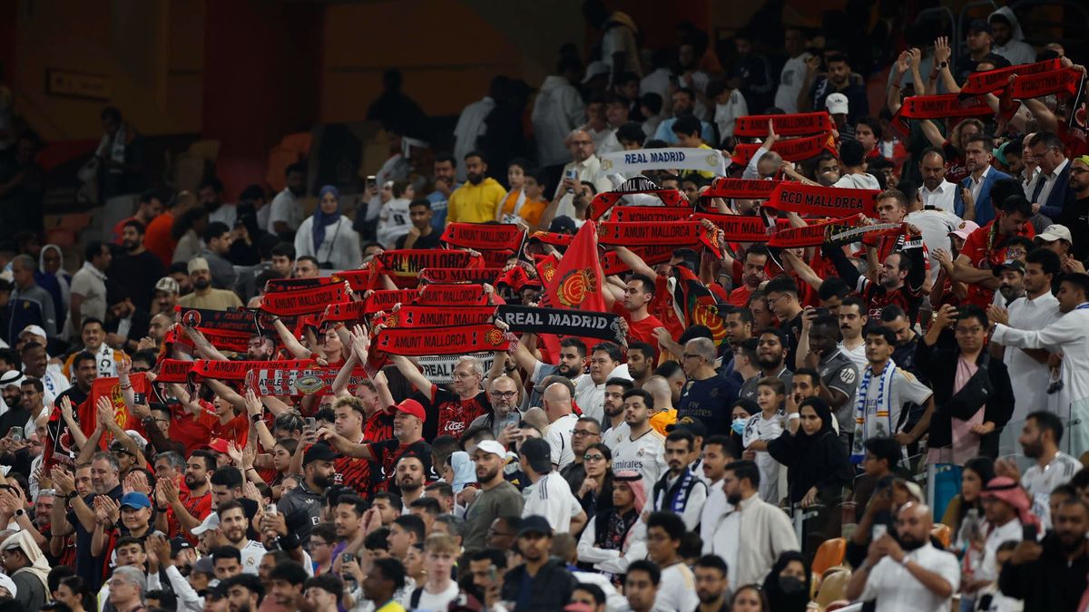 Denuncian "acoso", "burlas" y "tocamientos" a mujeres en el Real Madrid - Mallorca de la Supercopa de España en Arabia Saudí